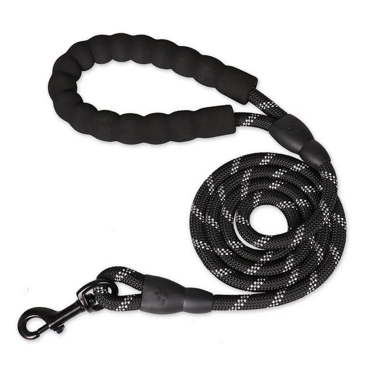 Reflective Dog Leash - Strong & Durable for All Sizes