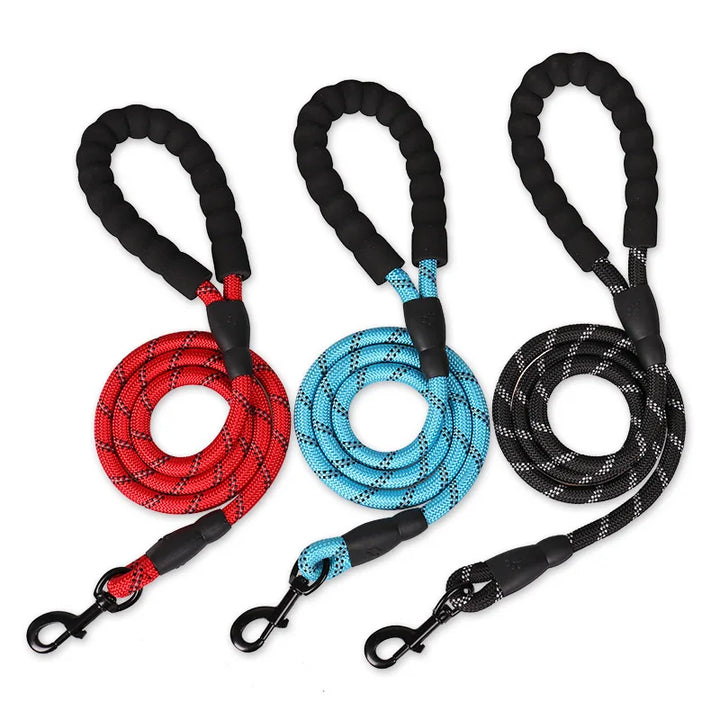 Reflective Dog Leash - Strong & Durable for All Sizes